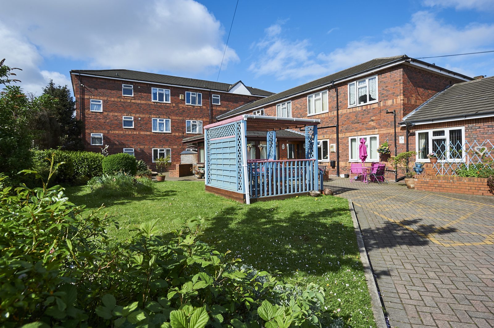 Simonsfield Care Home photo 2